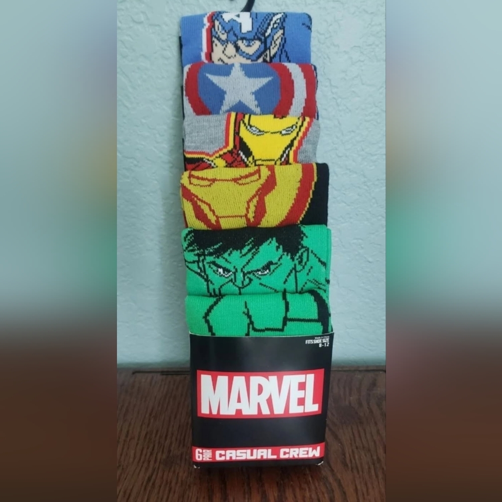 Mens Size 8-12 Marvel SuperHero 6 pack Socks Captain America, Iron Man, Hulk NWT